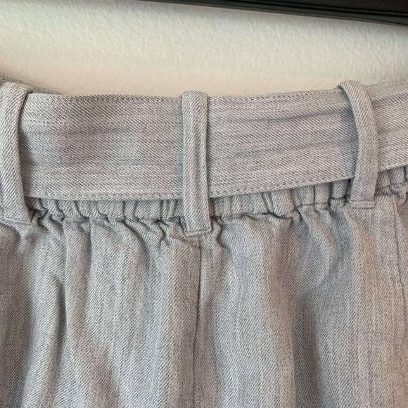 🌸3/$10 Talula Flowy Belted Shorts (Size 00) - Picture 5 of 7